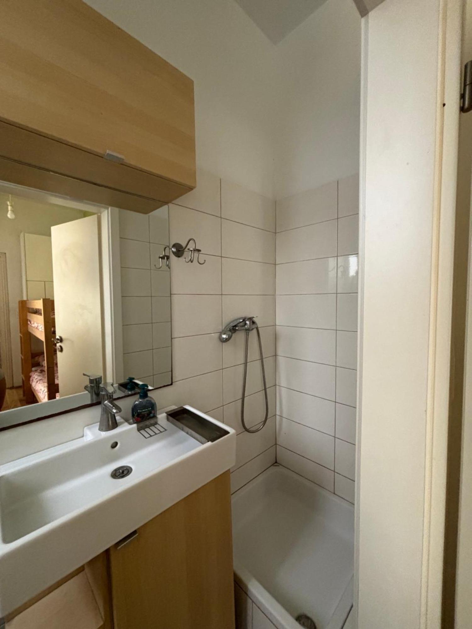 Nomad Hideaway Apartment